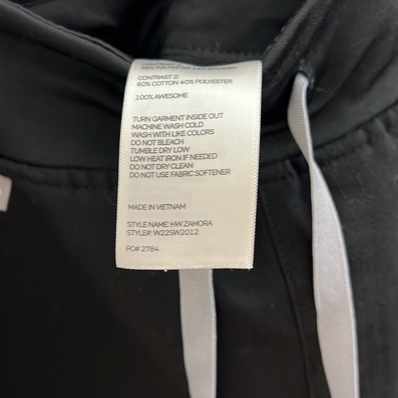 FIGS HW ZAMORA JOGGER worn 3 times.
*Always washed inside out and hung to dry. - Picture 4 of 6